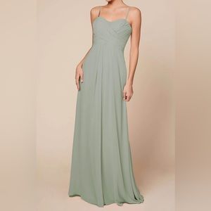 Dear Cleo- Formal/Bridesmaid dress. Size 16 in color Ivy.